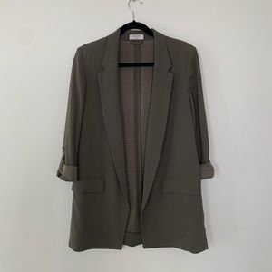 aritzia | babaton blazer